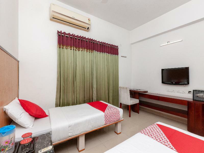 Lotels Hotel Chennai Bagian luar foto